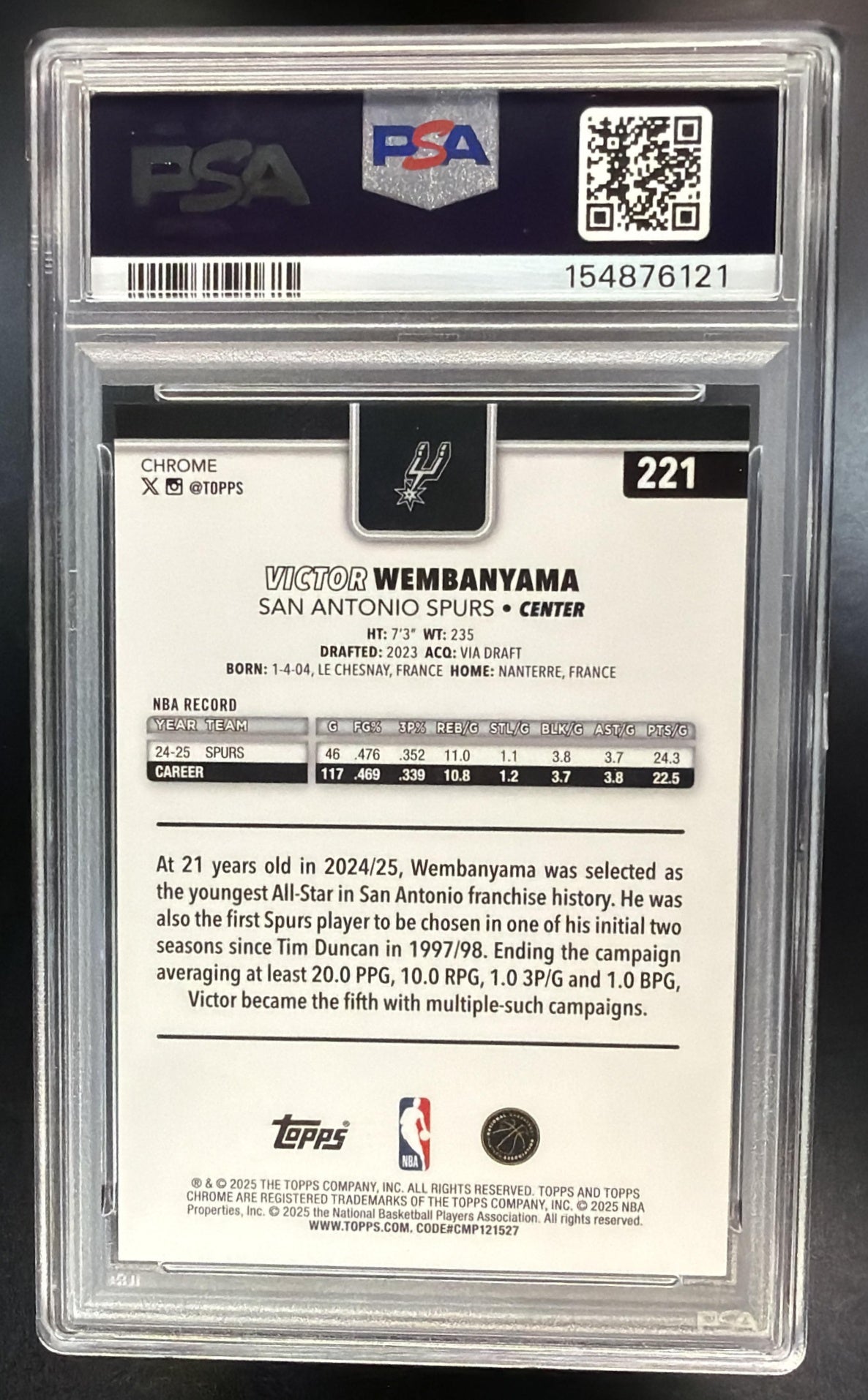 2025 Topps Chrome Victor Wembanyama #221 Gold Basketball Refractor /50 PSA 9