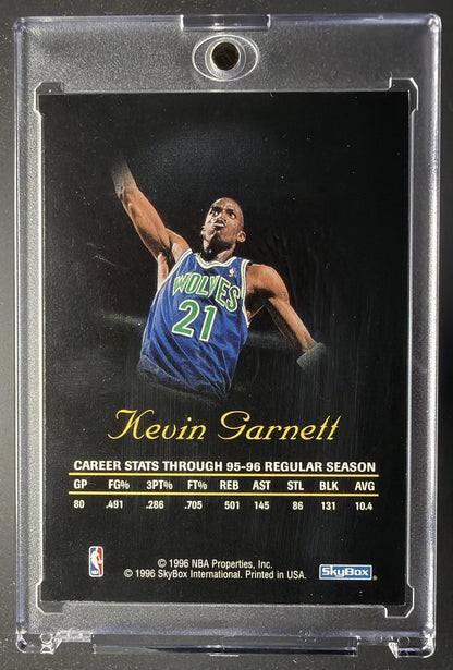 1996-97 Skybox Premium Kevin Garnett #NNO Autographics Black Ink Auto