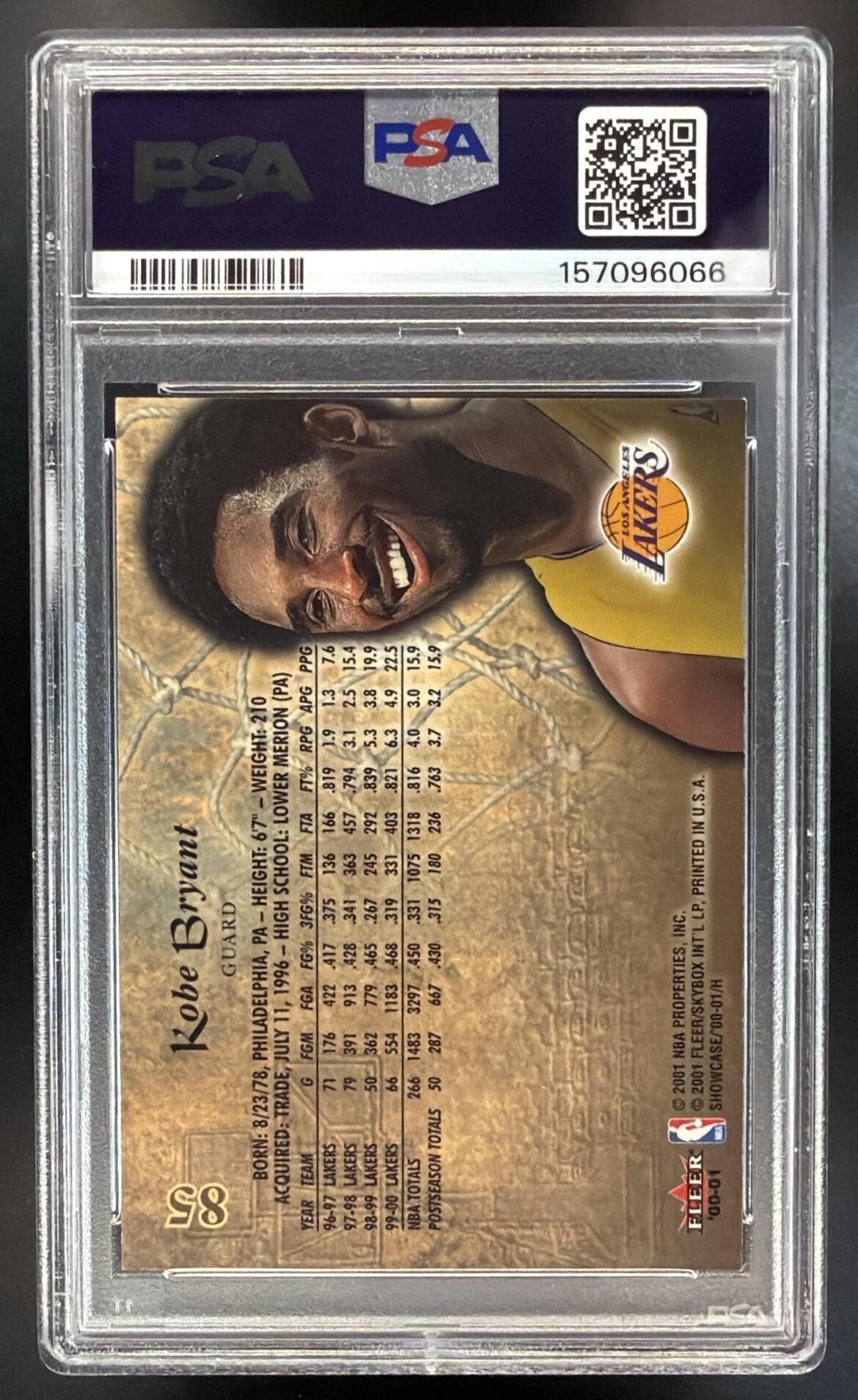 2000-01 Fleer Showcase Kobe Bryant #85 PSA 7