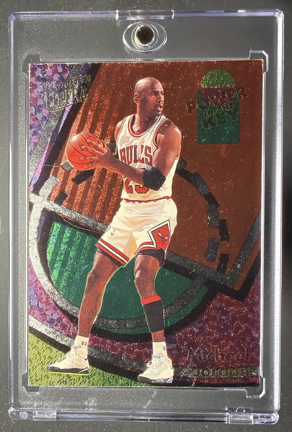 1993-94 Fleer Ultra Michael Jordan #2 Power in the Key LOOK