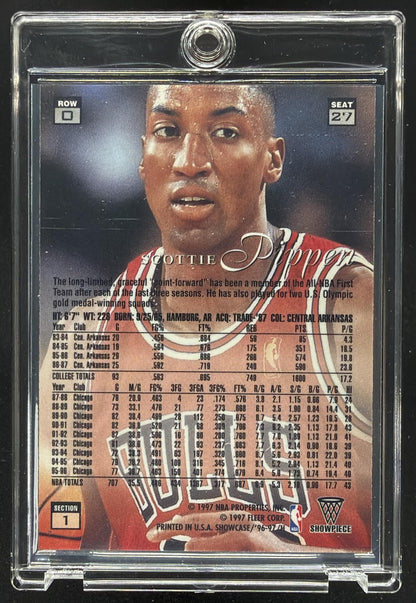 1996-97 Fleer Flair Showcase Scottie Pippen #16 Row 0