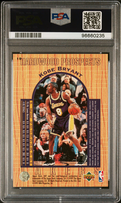 1996 Ud3 Kobe Bryant #19 PSA