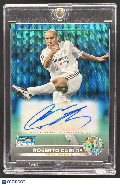 2023 Topps Stadium Club Chrome Roberto Carlos #166b Blue Wave Auto /75